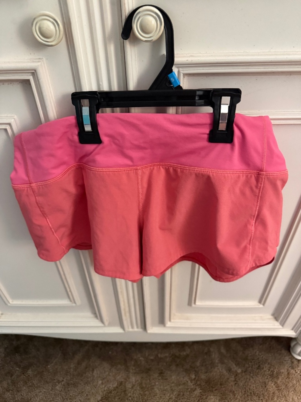Lululemon coral speedy shorty shorts - size 6